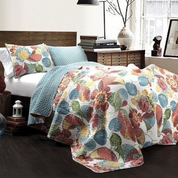 Colleyville Reversible Quilt Set